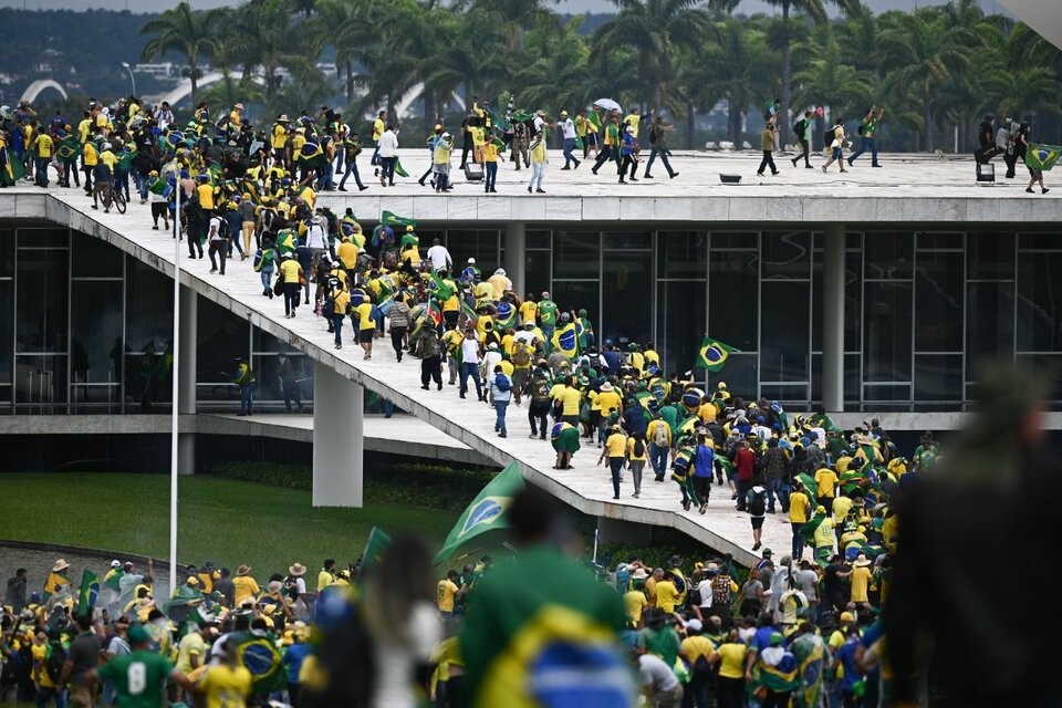 BARBARIE EN BRASIL