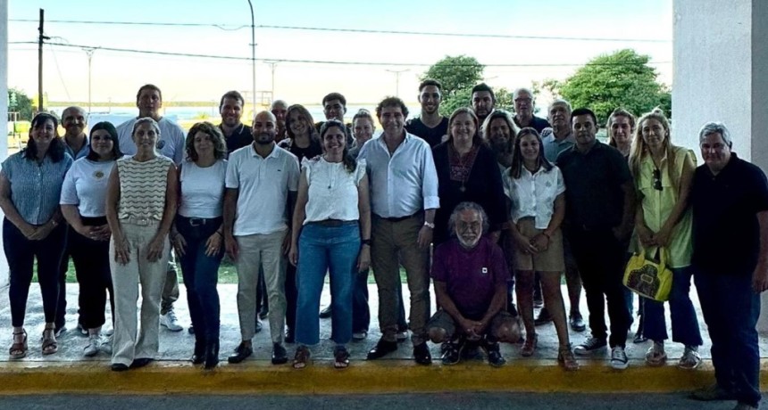 AUSENCIA DE CONCEJALES A LA SESION EXTRAORDINARIA