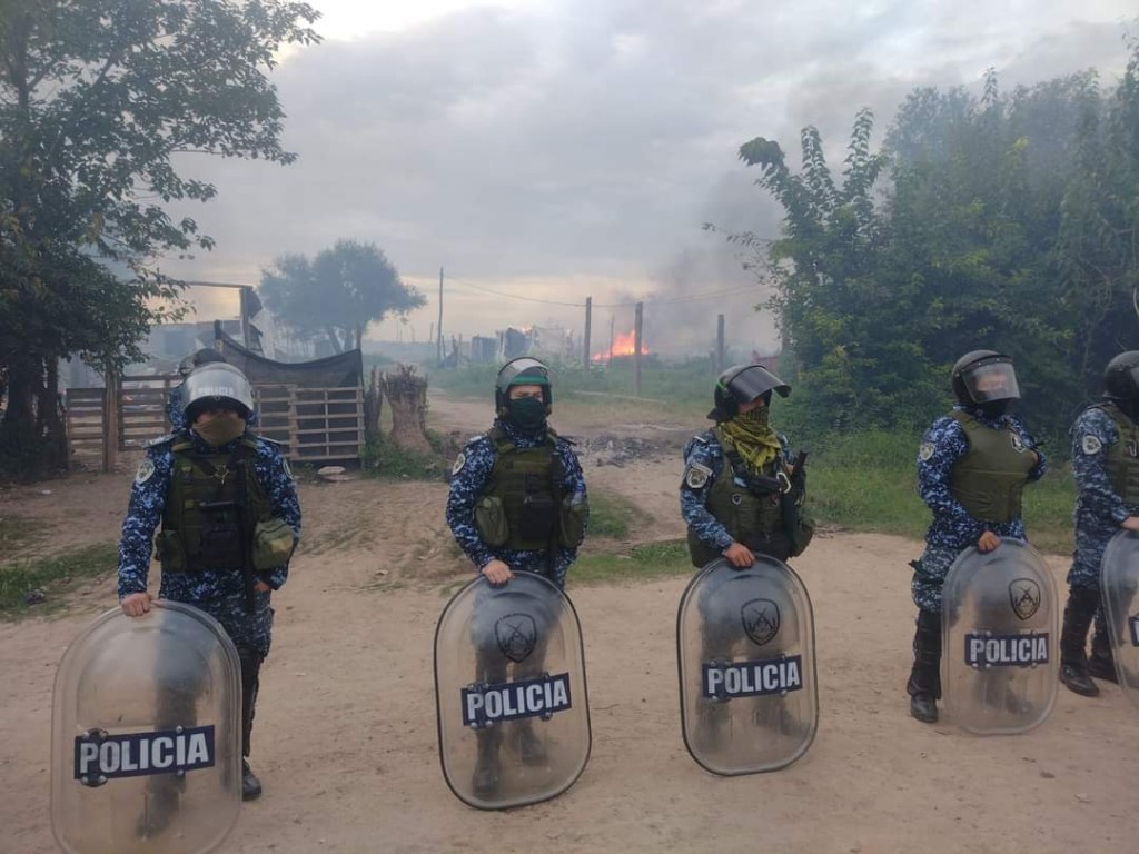 DESALOJAN PREDIO USURPADO EN BARRIO LA LAGUNA