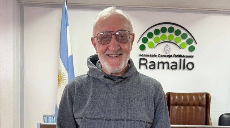 HOMENAJE A HÉCTOR STORTI